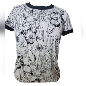 Pre-owned Size Extra Small Black And White Floral LuLaRoe‎ Shirt